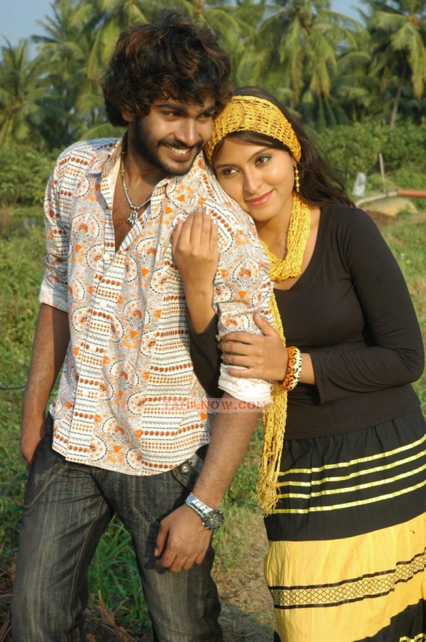 Ilamai Kadhal Stills 807