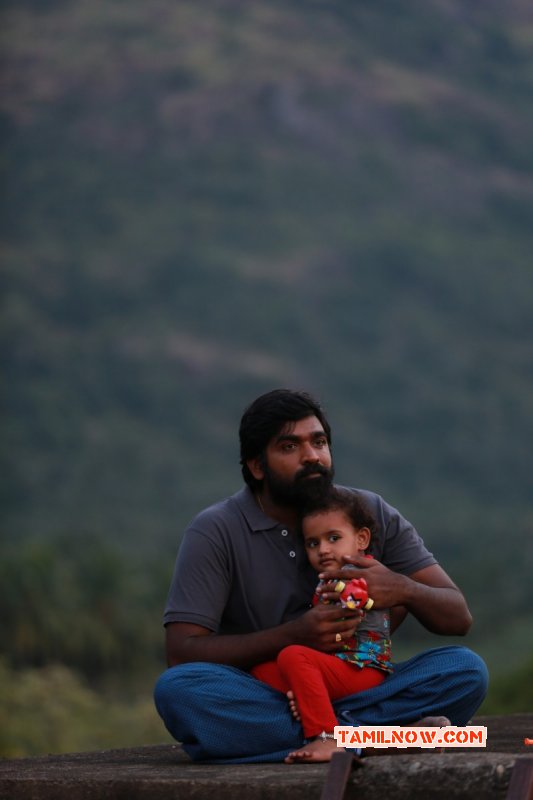 Vijay Sethupathy In Iravi Movie New Pic 585