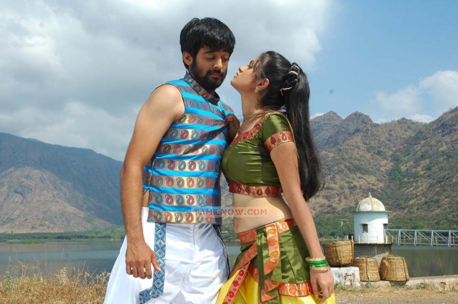 Tamil Movie Isakki 6929