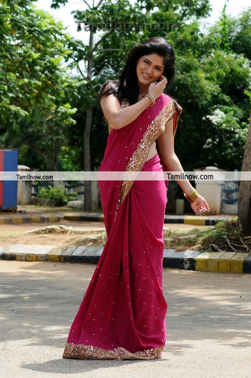 Nisha Agawal Ishtam Stills 3