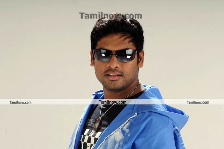 Vimal In Ishtam Movie 1