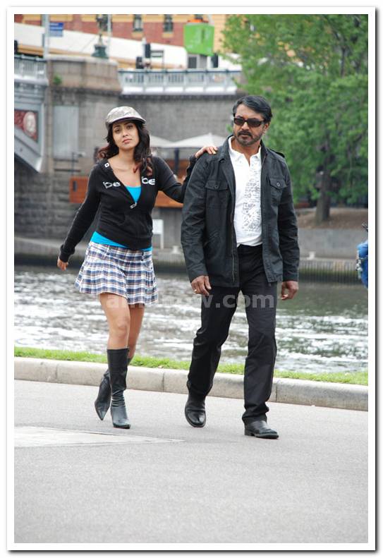 Sarath Kumar Shriya Saran 7