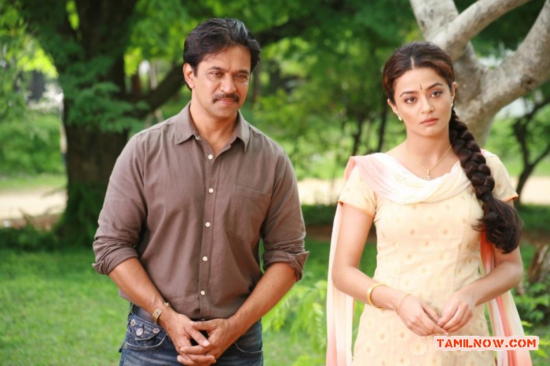 Arjun And Surveen Chawla In Jai Hind 2 297