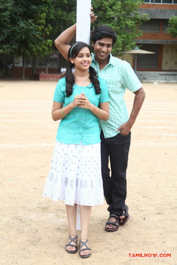 Sri Divya And Vishnu Vishal In Movie Jeeva 480