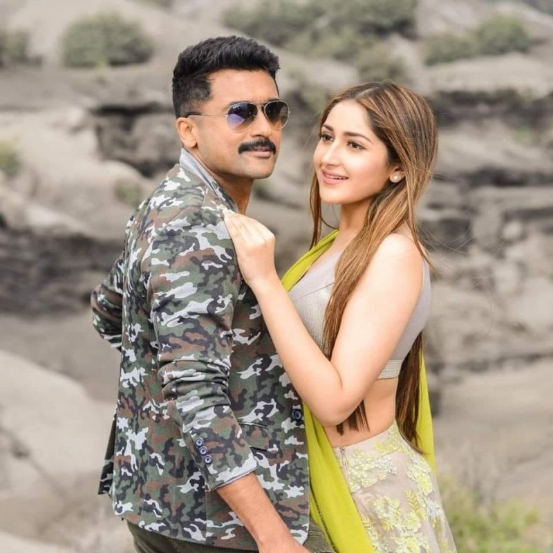 Latest Stills Kaappaan Movie 1328