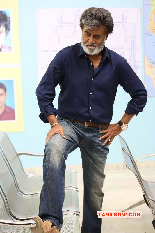 Rajnikant Kabali Still 875