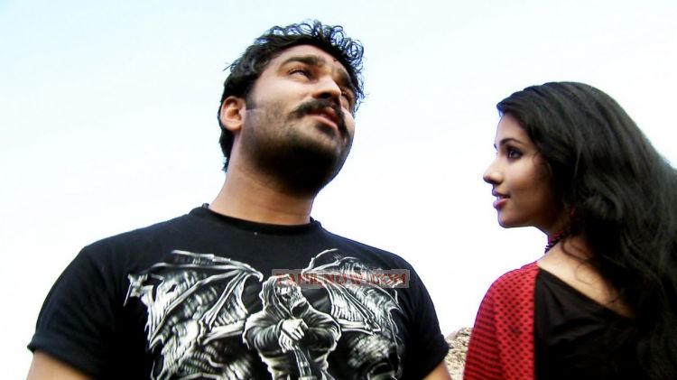 Shivajit And Shilpa Kavalam Kadhalan Yaradi Pic 826