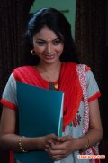 Sanam Shetty In Kalaivendhan Film 530