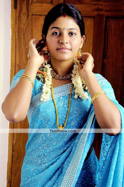 Anjali In Karungali Movie 4