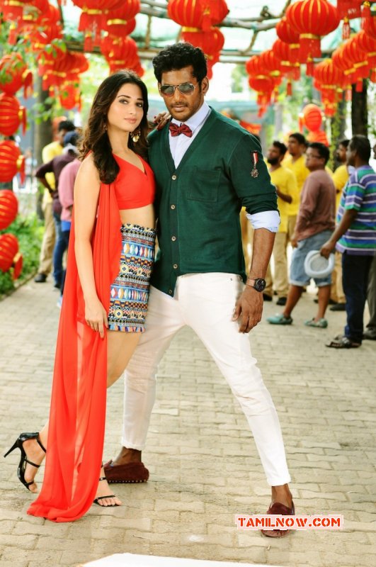 Vishal Tamanna Kaththi Sandai Movie Image 262