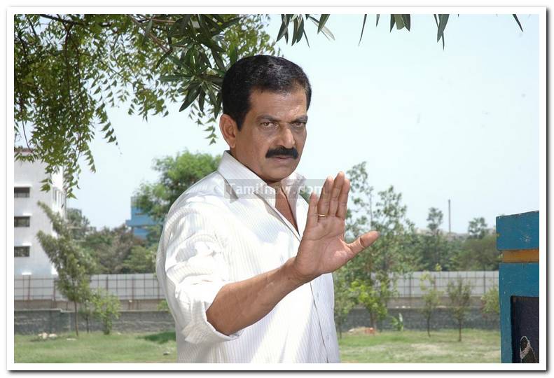 Kavalar Kudiyiruppu Stills 12