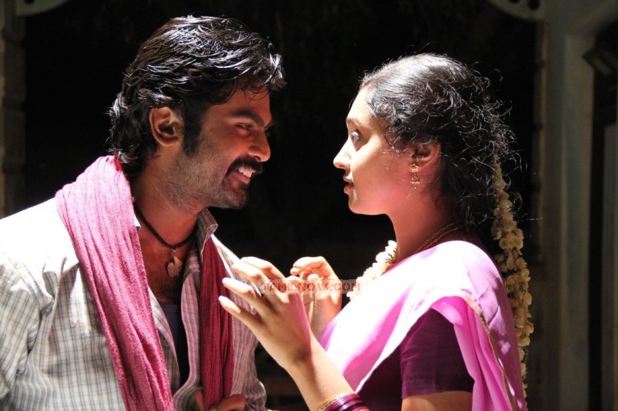 Kozhi Koovuthu 6527