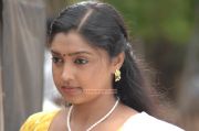Kozhi Koovuthu 7695
