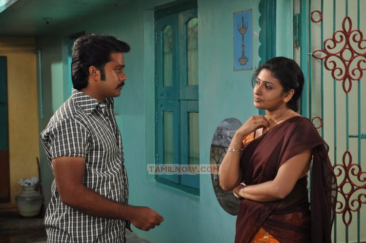 Kurumbukara Pasanga 7711