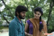 Kathir And Oviya In Madha Yaanai Koottam 77