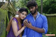 Oviya And Kathir In Madha Yaanai Koottam 900