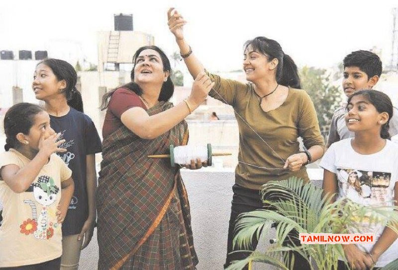 Stills Magalir Mattum Film 9365