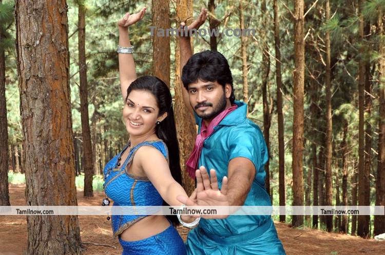 Kannan And Soundarya Hot Stills From Mallukkattu18