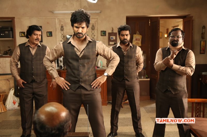 Pic Aadhi In Maragadha Naanayam 426