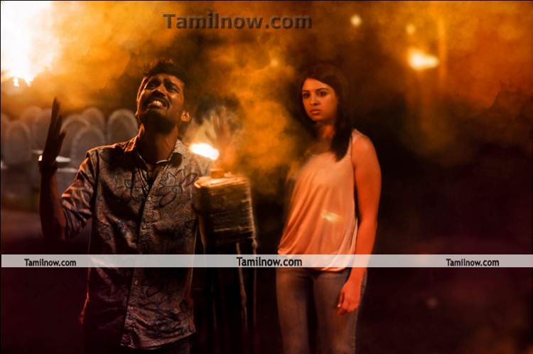 Dhanush Movie Mayakkam Enna Still 4