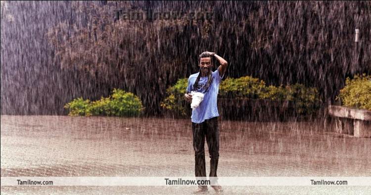 Dhanush Movie Mayakkam Enna Still 5