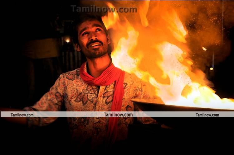 Dhanush Movie Mayakkam Enna Still 8