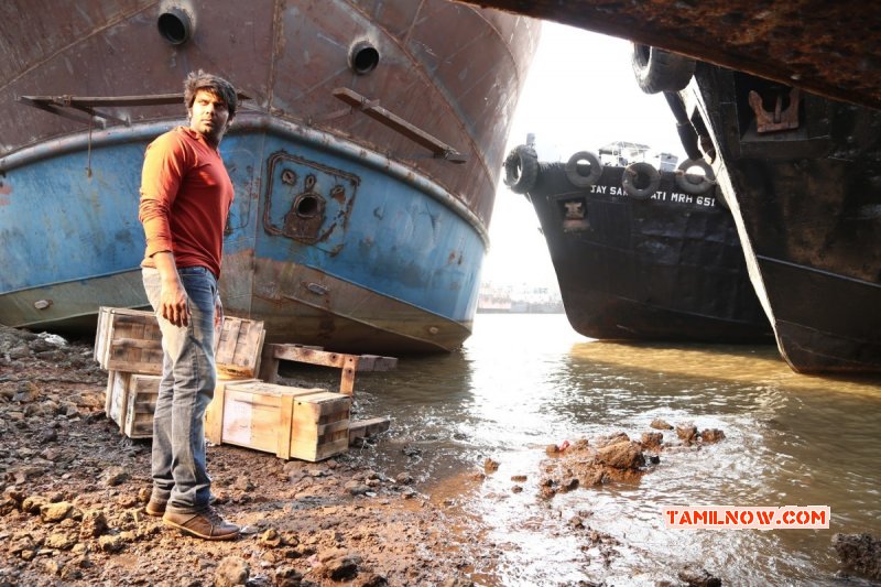 Latest Photo Arya In Meagaamann 469