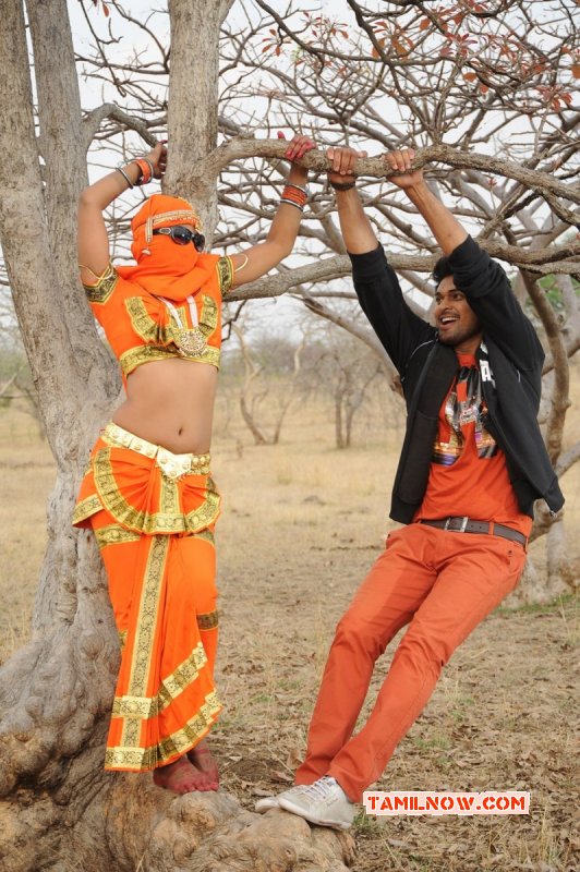 Mella Thiranthathu Manasu Movie 2015 Photo 9355