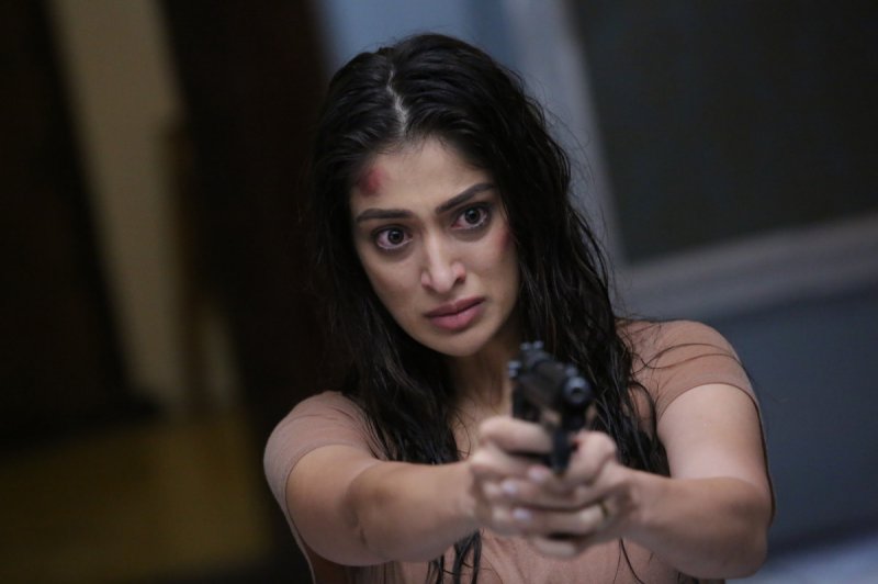 New Image Raai Laxmi In Mirugaa 208