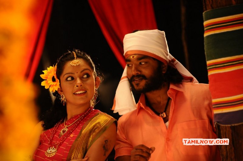 Movie Still Veera And Mahima Nambiar In Mosakkutty 296