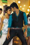 Atharva And Amala Paul 381