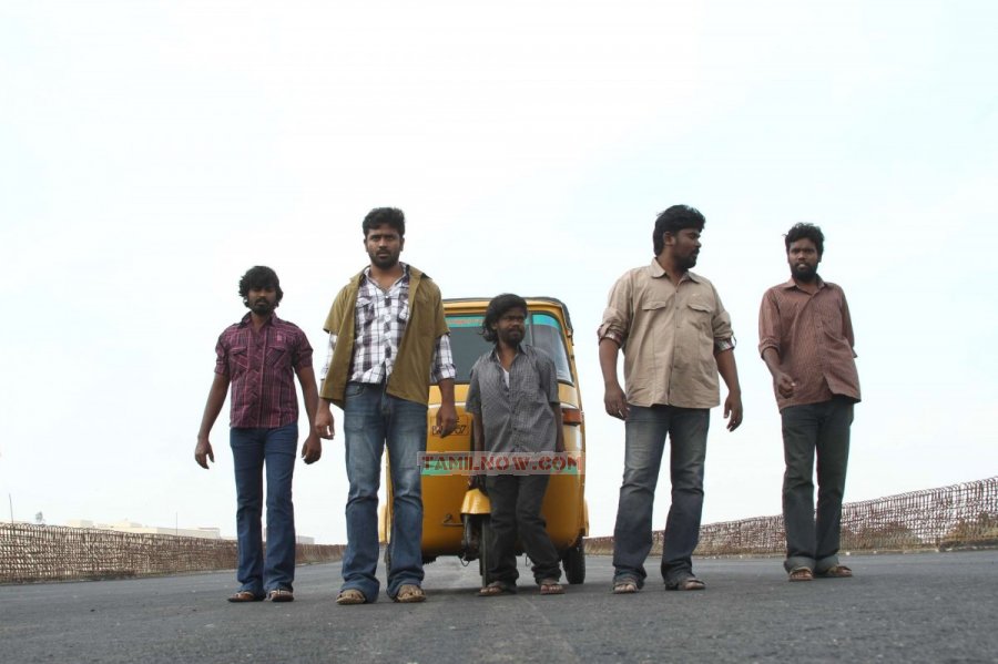 Muthu Nagaram 2477