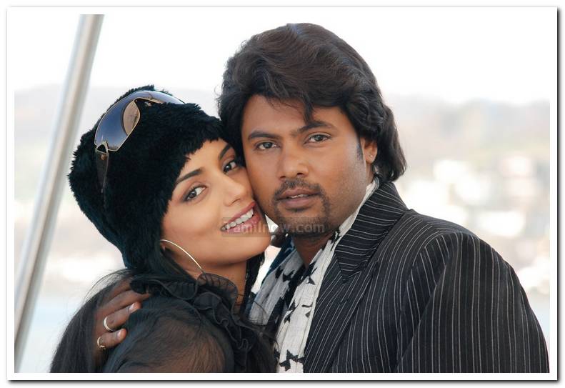 Naan Avanillai 2 Movie Still 2