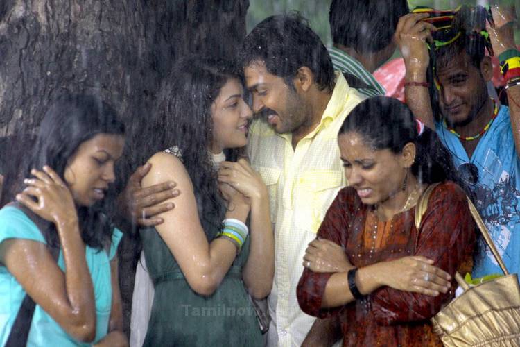 Karthi And Kajal Agarwal Still 2