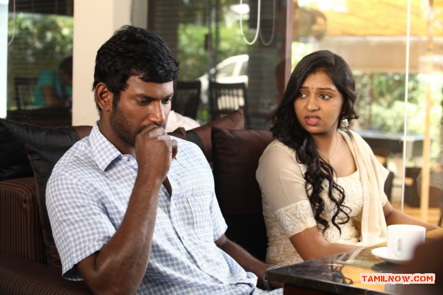 Vishal Lakshmi Menon Naan Sigappu Manithan New Still 502