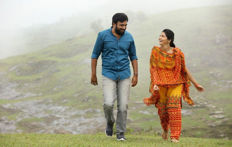 Movie Pic Sasikumar Anjali In Nadodigal 2 272