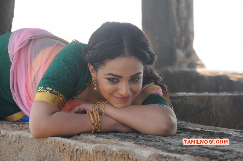 Movie Image Nithya Menon In Nee Naan Naam 374