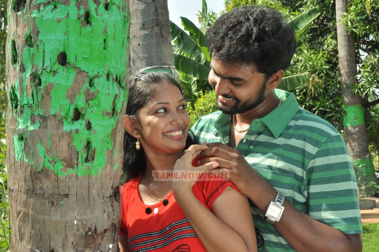 Nila Meethu Kadhal Stills 1556