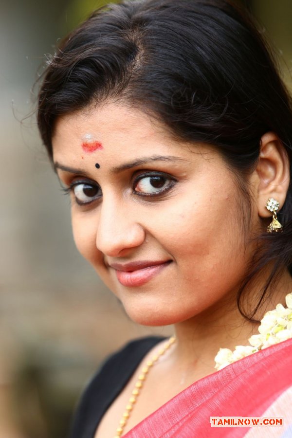 Actress Sarayu In Nila Nagar 567