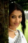 Oda Oda Kadhal Korayala 7002