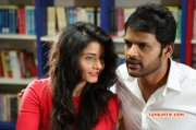 Latest Photos Movie Oru Melliya Kodu 9988