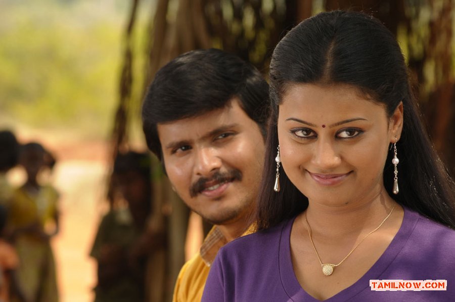 Movie Paakanum Pola Irukku Photos 1153