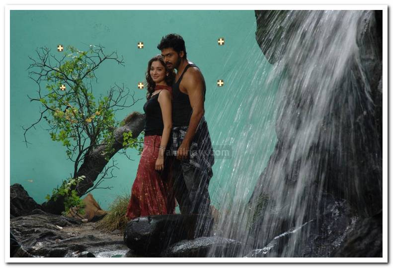 Paiya Movie Stills 35