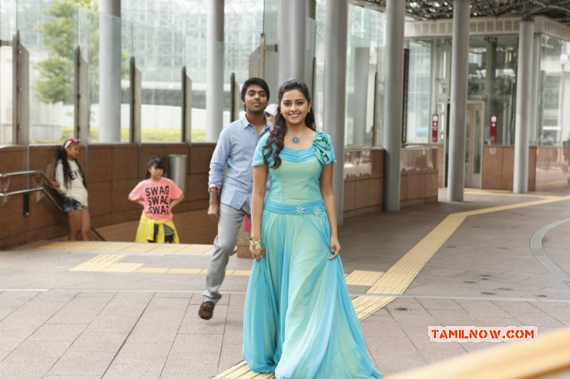 Gv Prakash Sri Divya In Movie Pencil Latest Photo 751