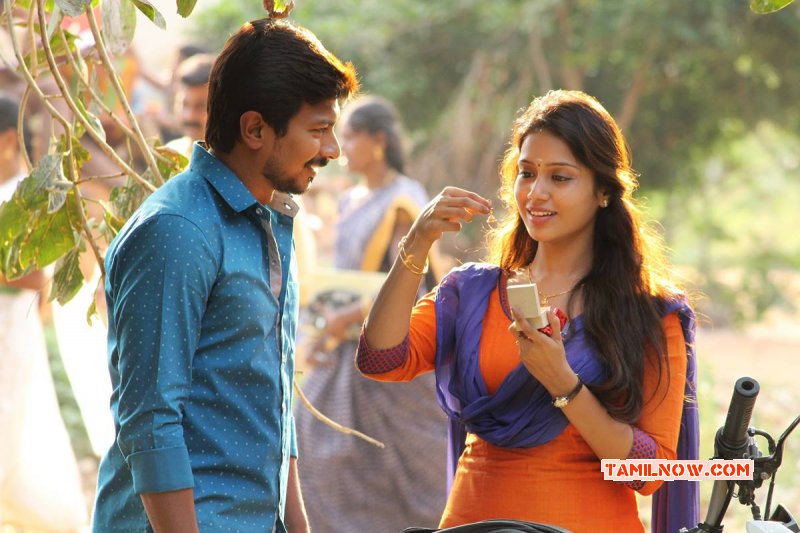 Podhuvaga Emmanasu Thangam Movie 2017 Image 640