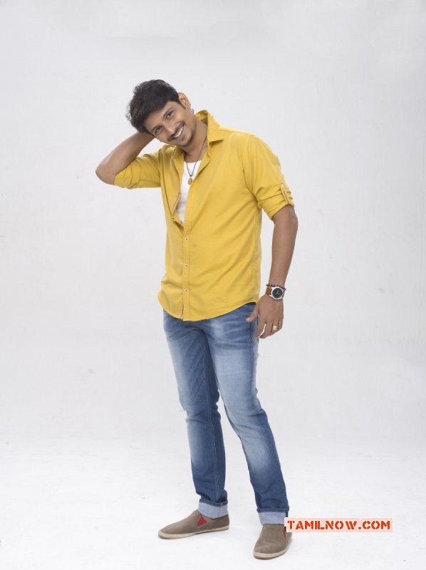 Jiiva In Pokkiri Raja 133