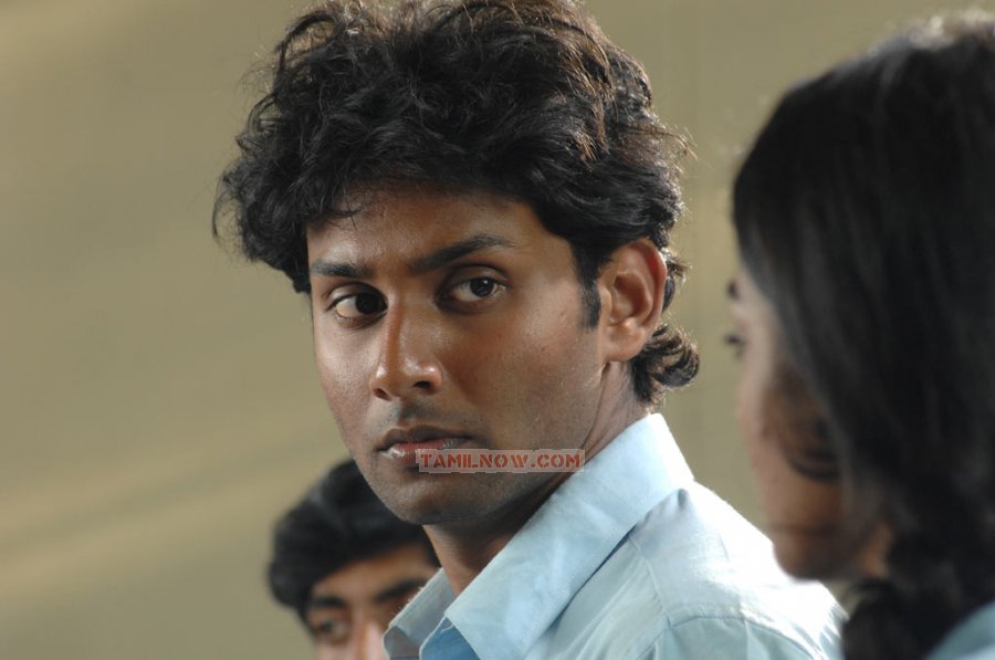 Movie Ponmaalai Pozhudhu Stills 7085