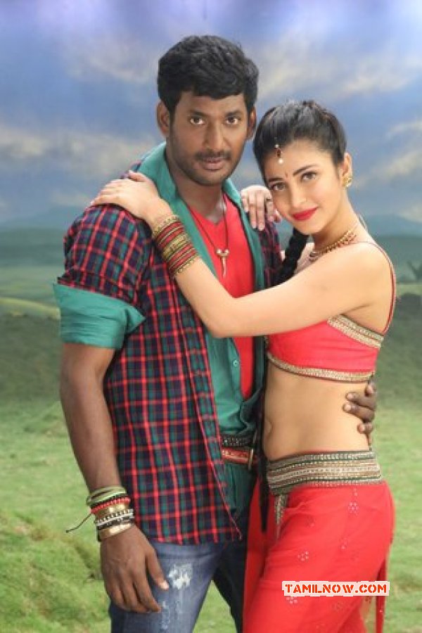 Still Vishal Shruthi In Poojai Dance 164