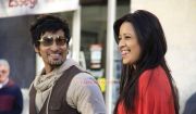 Vikram And Reema Sen At Rajapattai Location 401