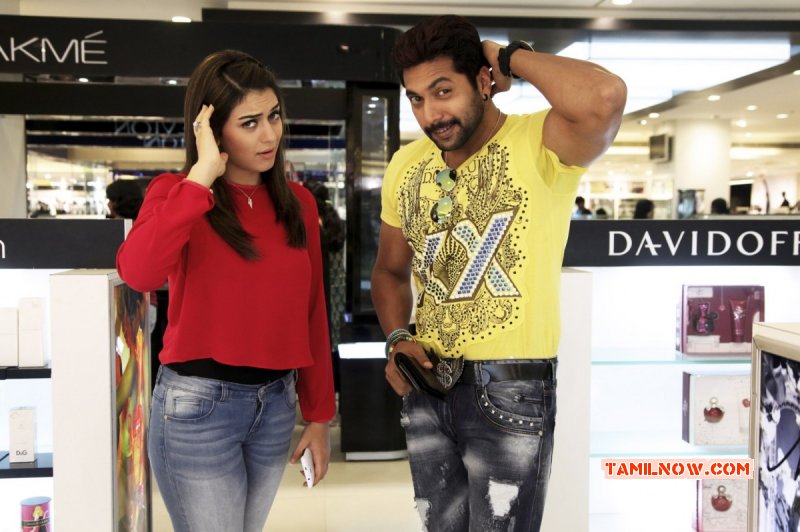 Jayam Ravi Hansika In Romeo Juliet Pic 115